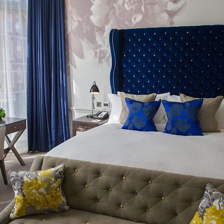 The Ampersand Hotel - Small Luxury Hotels Of The World Londra Camera foto A bedroom at the hotel