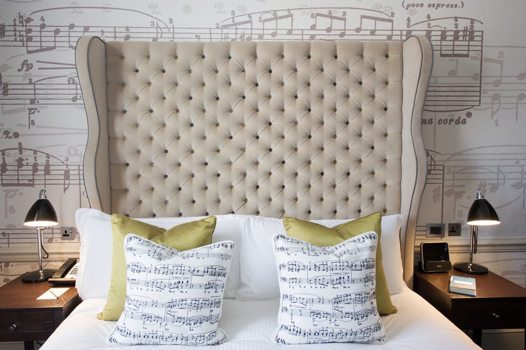 The Ampersand Hotel - Small Luxury Hotels Of The World Londra Camera foto A bedroom at the hotel