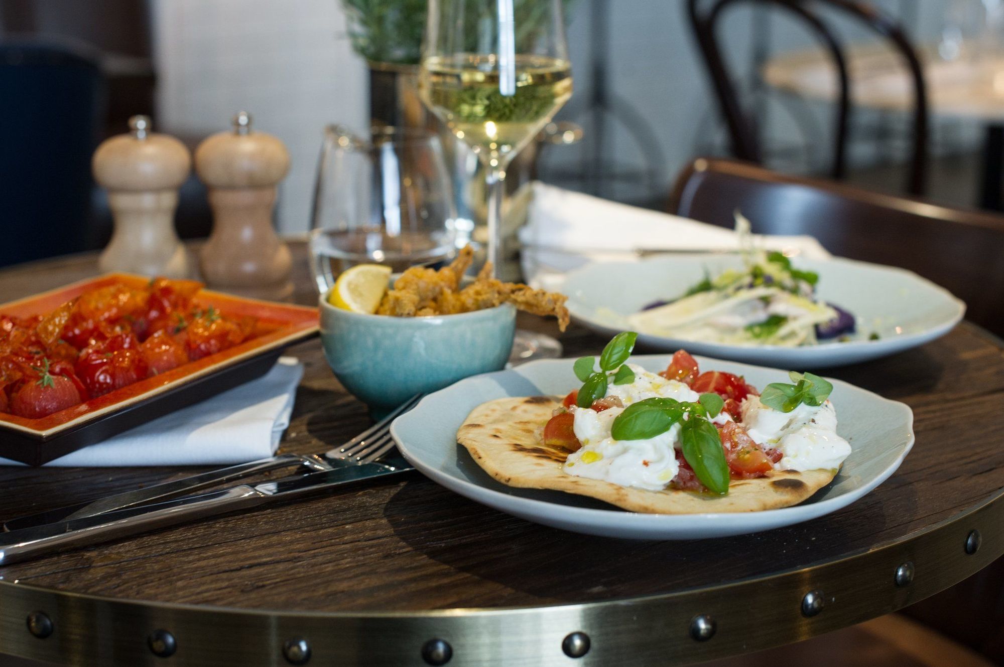 The Ampersand Hotel - Small Luxury Hotels Of The World Londra Ristorante foto A selection of starters at the restaurant