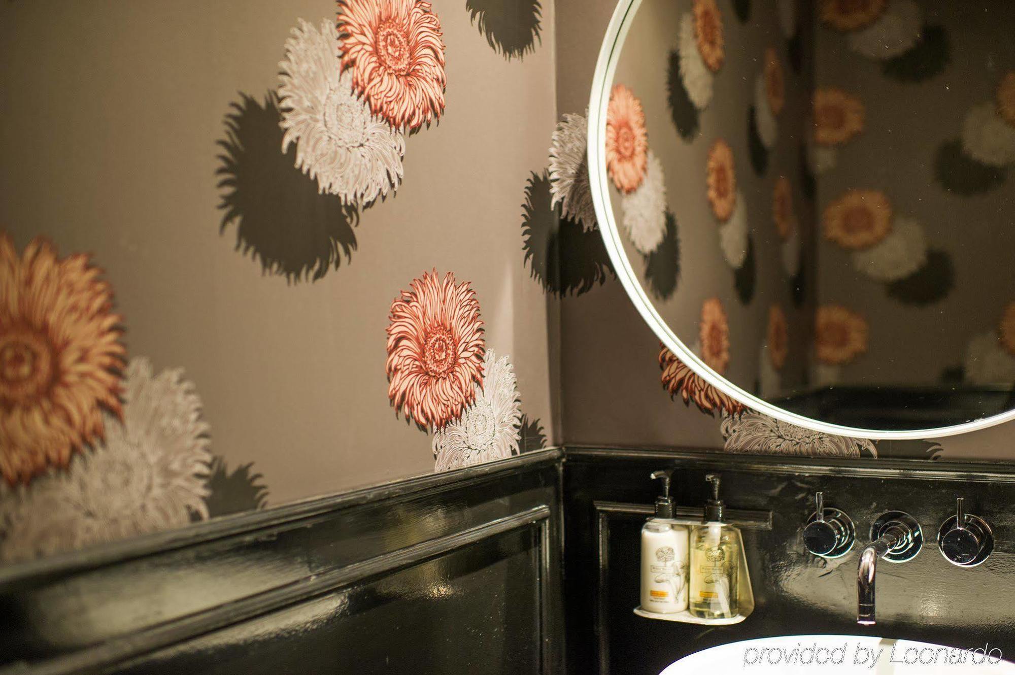 The Ampersand Hotel - Small Luxury Hotels Of The World Londra Camera foto Wallpaper in a bathroom