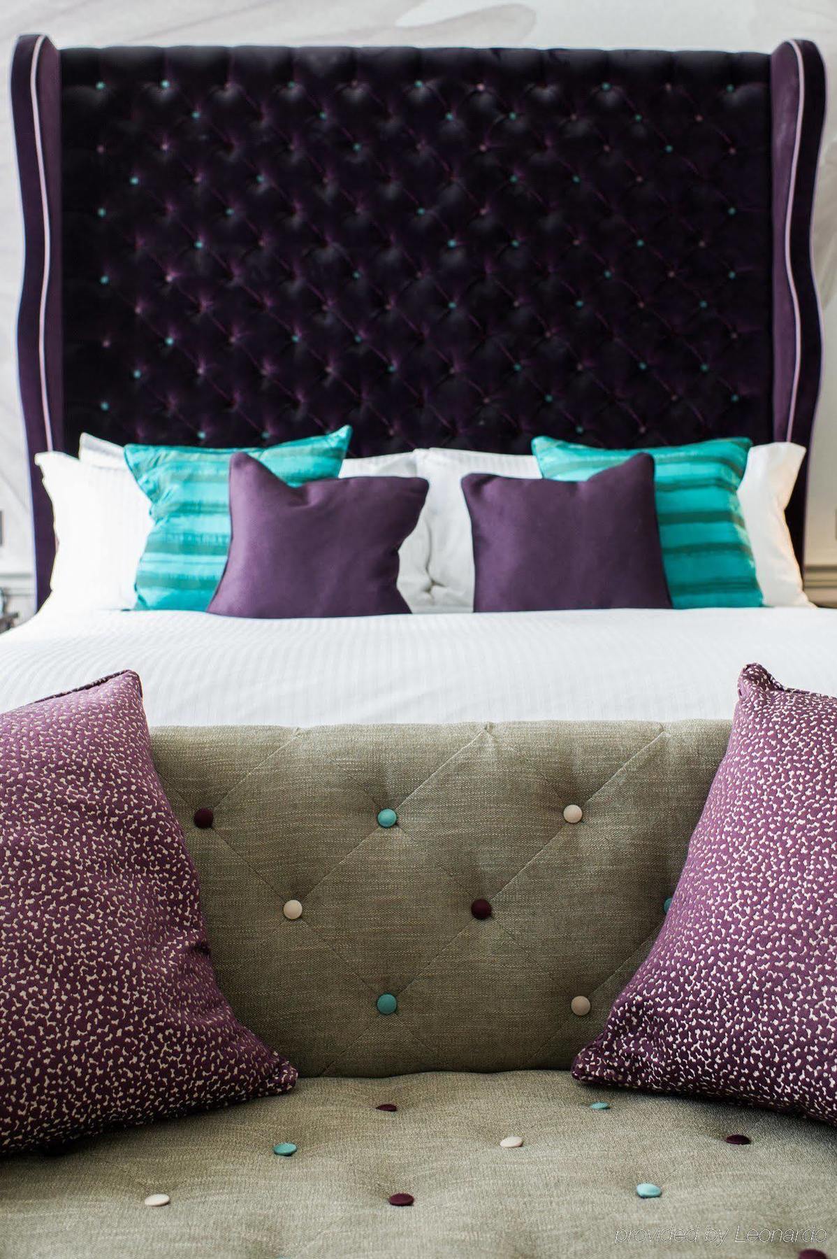 The Ampersand Hotel - Small Luxury Hotels Of The World Londra Camera foto A bed with cushions